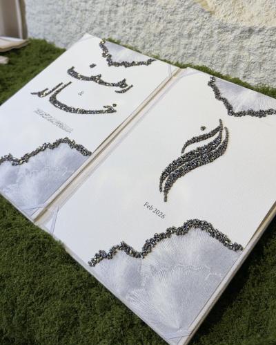 مجلة مخملية او جلد تفصيل حسب الطلب بصمغ الخرز اللا...