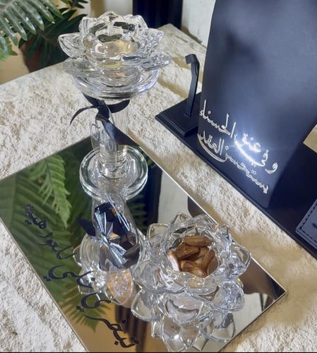 مجموعة المبخرة ورد الكريستال ٤ قطع وردة كريستال لل...