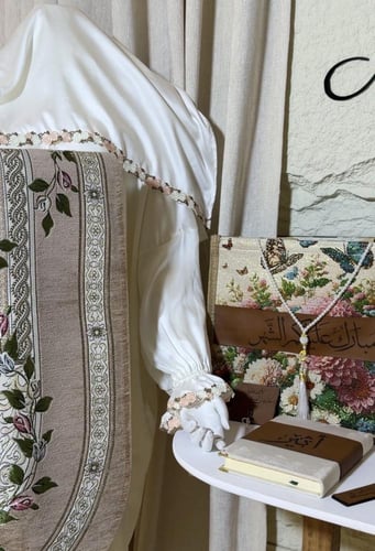 6 قطع شنطة طقم الصلاة الفاخرة + مصحف حجم المعتاد +...