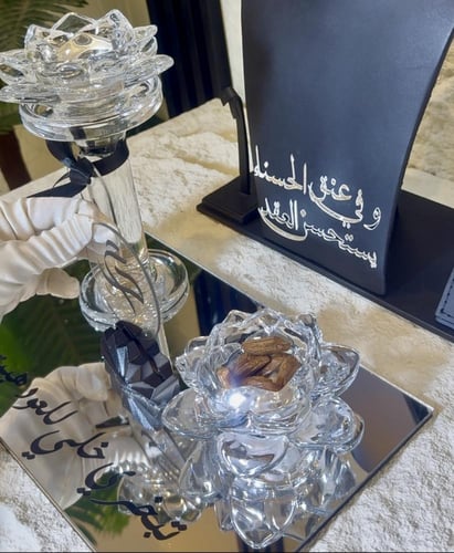 مجموعة المبخرة ورد الكريستال ٤ قطع وردة كريستال لل...