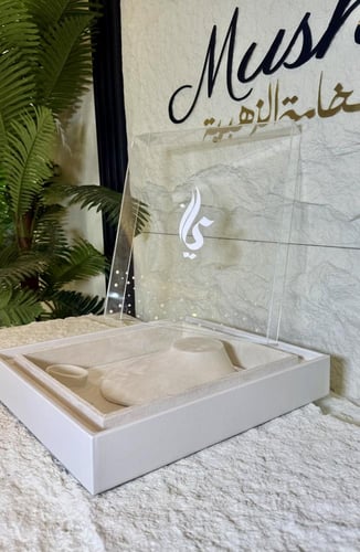 بوكس العقد بغطاء اكريلك شامل التنسيق