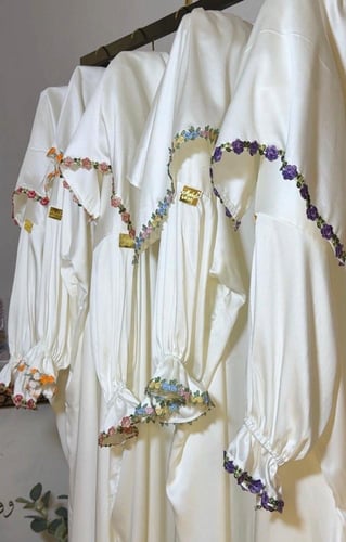 شرشف صلاة قماش قطن كويتي 100% لون بني بتصميم راقي...