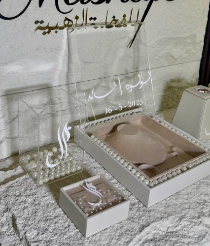 بكج لتفاصيل العروس ٤ قطع بوكس العقد +بوكس الدبل +...