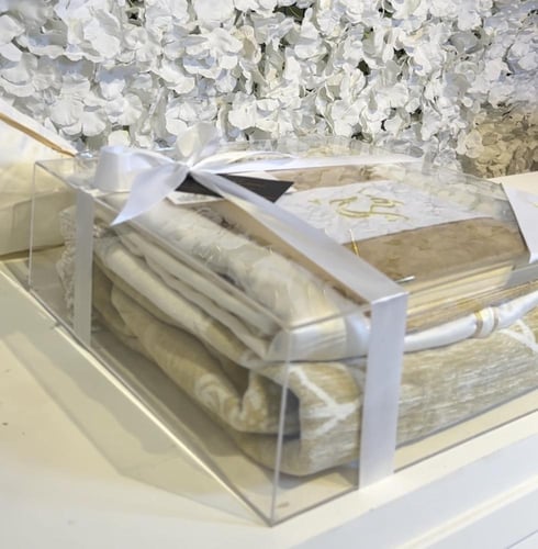 مجموعه التطريز الفاخره مصحف حجم المعتاد شامل الاسم...