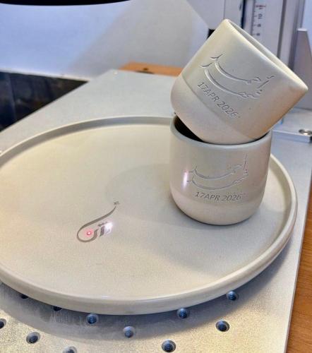 صحن سراميك +كوبين سراميك 3 قطع شامل النحت تفصيل حس...