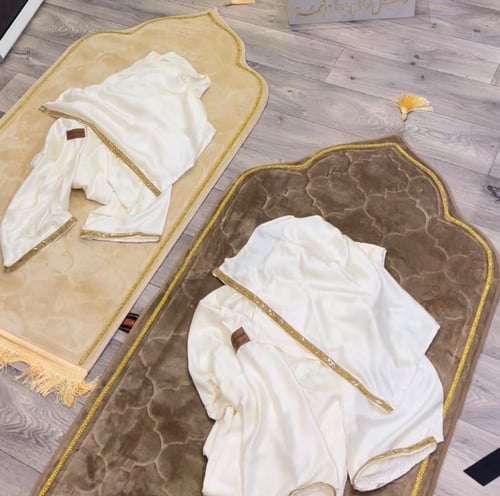 طقم فاخر سجاده سفنج طبيه شرشف جلال صلاه قطن كويتي...