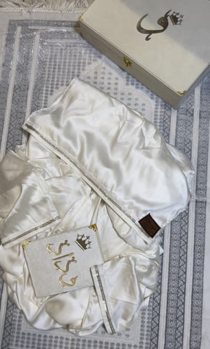 مجموعه الفخامة بوكس كبير مخمل شامل التنسيق +سجاده...