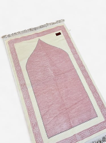 سجاد تركي انيق لون الوردي