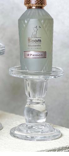 استاند عطر حجم الوسط قزاز