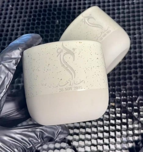 اكوب العدد 1 بنحت الليزر على الأكواب السراميك الفخ...