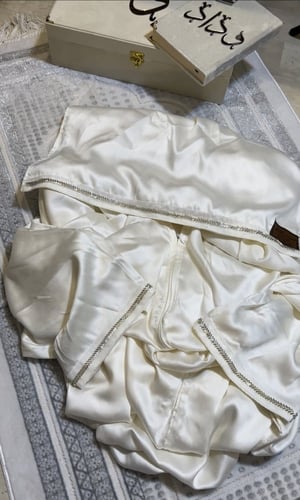 مجموعه الفخامة بوكس كبير مخمل شامل التنسيق +سجاده...