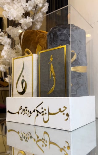 مجموعة فاخره بوكسً كبير اكريلك بتصميم الاكريلك +مص...