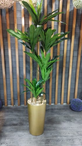 شجر صناعي للزينة