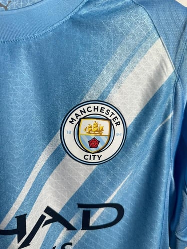 تيشيرت مانتشستر سيتي الأساسي 2025/26