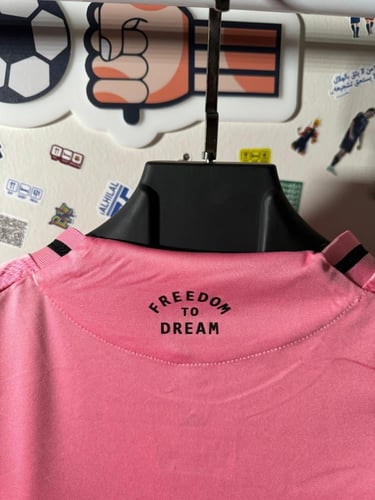 تيشيرت إنتر ميامي الأساسي 2025/26