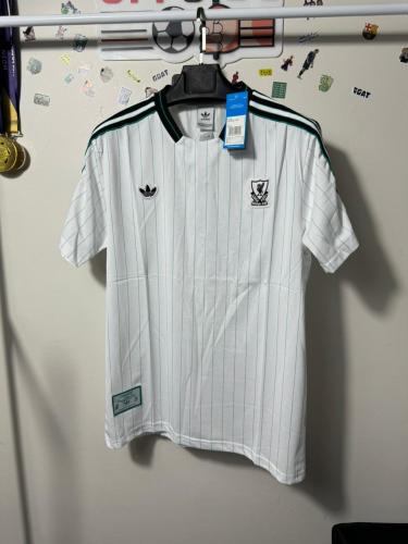 Liverpool x Adidas icon Collection T-SHIRT