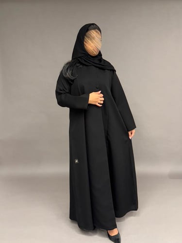 عباية سوداء سادة . 1182