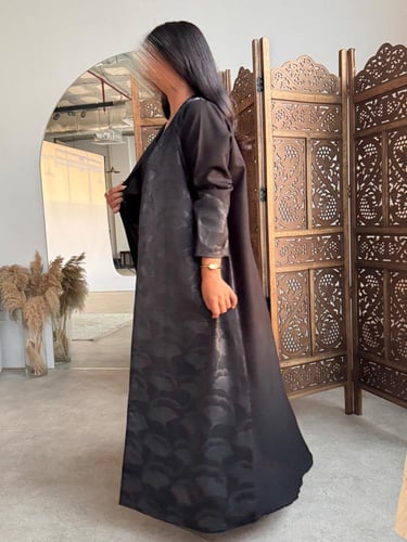 عباية جاكار اسود. 1202