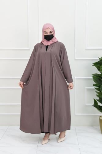 عباية إماراتية بتصميم كلاسيكي