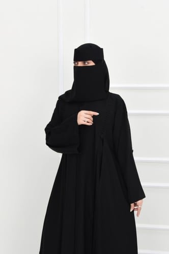 عباية اماراتي كم مربع