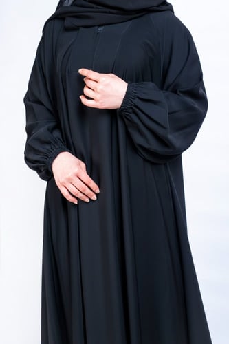 عباية lavania كلوش كم مطاط سادة