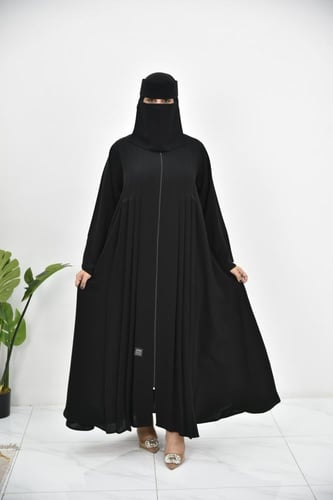 عباية نواعم نص كلوش بكسرات أمامية وسحاب