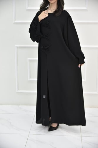 عباية نواعم بلمسة فيونكات