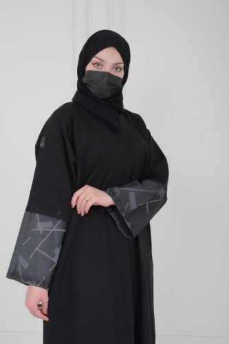 عباية lavania عباية عملية صممت بتداخلات في الامام...