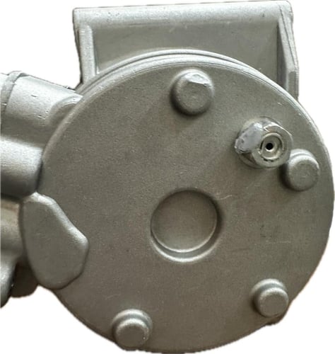 كمبروسر نيسان باترول ارمادة /نافارا4 مسمار LD28.40...