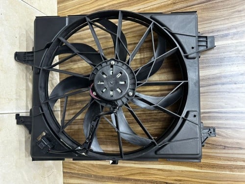 مروحة تايواني دوج دورانجو / جيب شروكي 2014-2018 جد...