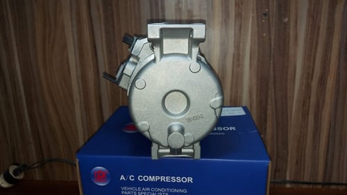 كمبروسر تويوتا هايلوكس انوفا 2005-2011 جديد