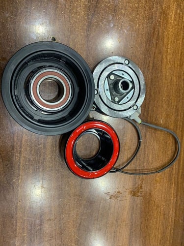 طقم مكرة كويل كلتش كورولا 2006مكينةًصغير جدبد