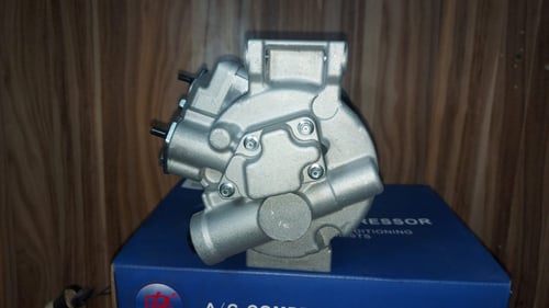 كمبروسر تويوتا كورولا 1.8 2008-2010 جديد