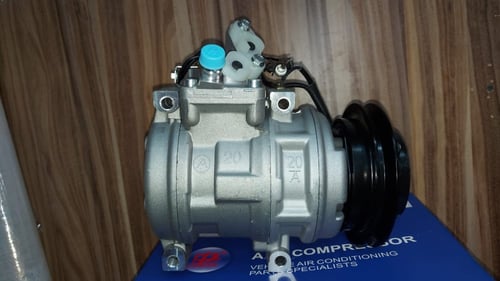 كمبروسر تويوتا لاند كروزر 6 سلندر 1998-2007 جديد