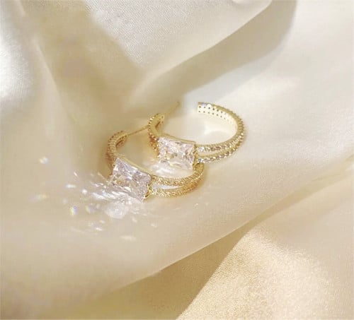 حلق فضة ذهبي مرصع بالكرستال و الزركون ( كبير )