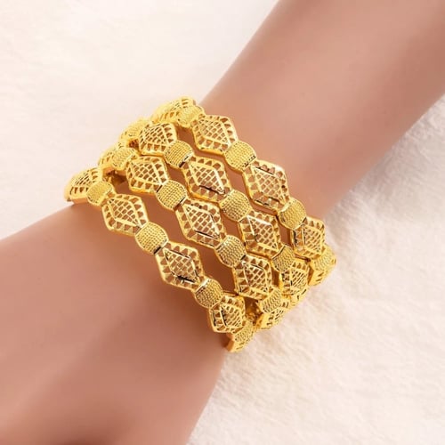 اسوارة مطلية ذهب عيار 24