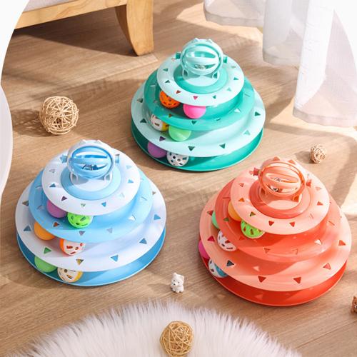 لعبة أدوار تفاعلية للقطط مع كرات وأجراس-الوان مختل...