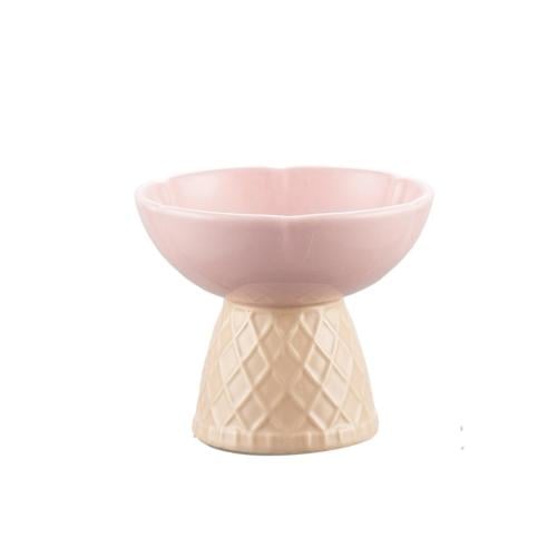 Plastic food plate with base