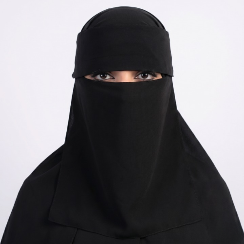 نقاب اسود ساتر مع طرحة