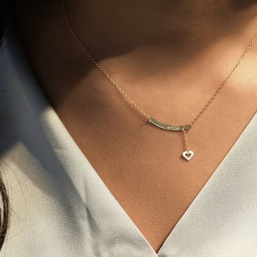 سلسلة أنيقة باللون الذهبي (N852) .