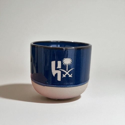 كوب الهلال بشعار سيفين ونخلة