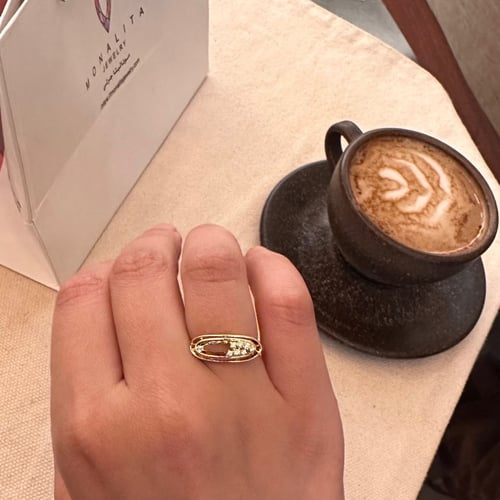 خاتم أنيق اللون ذهبي (R184) .