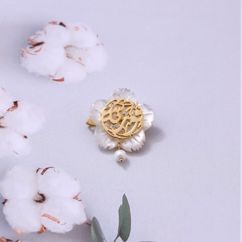 مشبك تصميم اللون ذهبي (p26) .(بروش)