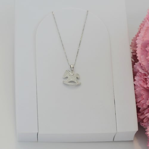 سلسلة أطفال باللون الفضي (N692) .