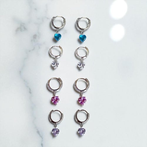 حلق آنيق باللون / الفضي(E434) .