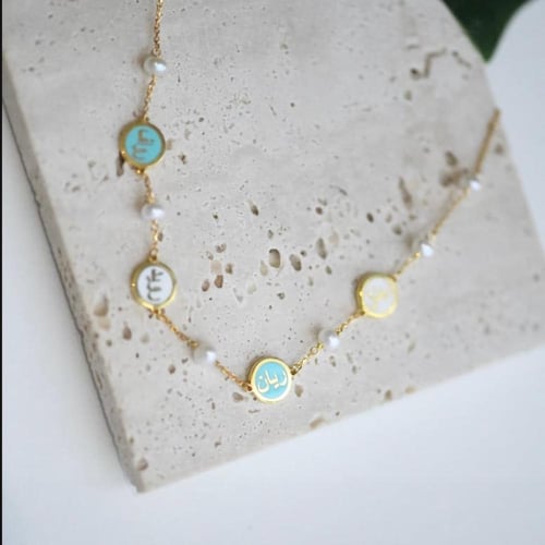 سلسلة تصميم خاص ب اللؤلؤ أسم او حرف او برج(N1021)