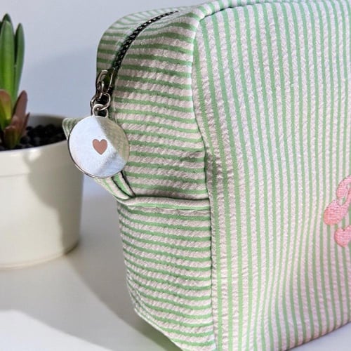 شنطة فيونكة " بتخصيص"