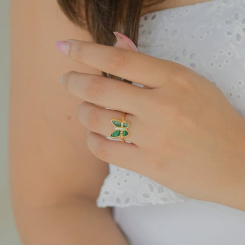 خاتم فراشة أنيق اللون ذهبي (R168) .