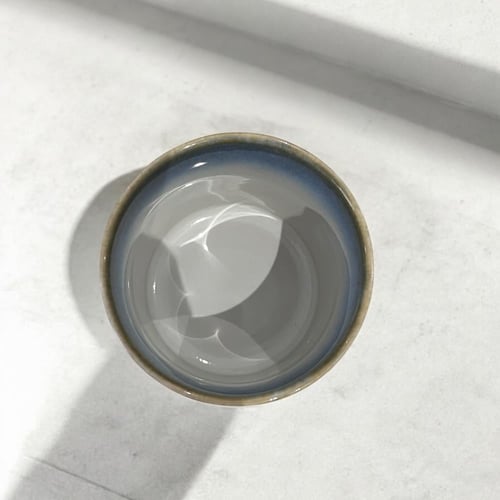 كوب اتؤذيك الحياه وفيك تحلو.