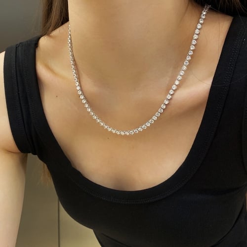 سلسلة تنس أنيقة باللون /الفضي . (N940)